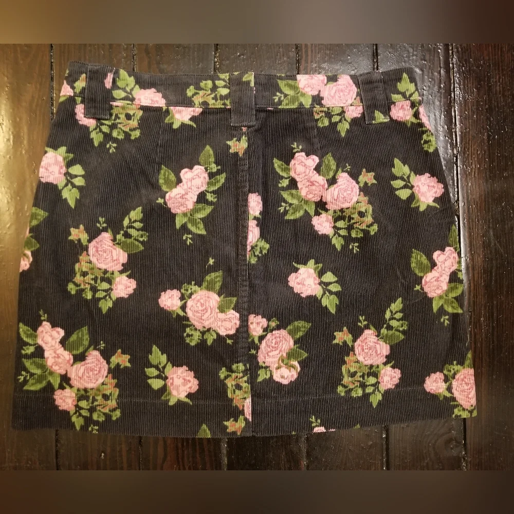 WILD FABLE CORDUROY MINI SKIRT FLORAL POCKETS ROSE DATE NIGHT Y2K FALL WINTER 4